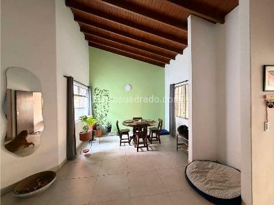 Apartamento de 4 alcobas en venta en Conquistadores, Medellín, 147 m² · foto 3 de 20