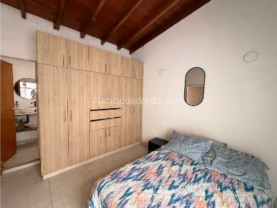Apartamento de 4 alcobas en venta en Conquistadores, Medellín, 147 m² · foto 17 de 20