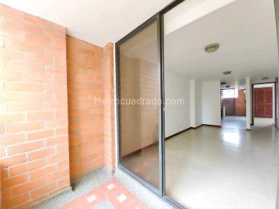 Apartaestudio en venta en Laureles, Medellín, 51 m² · foto 5 de 20