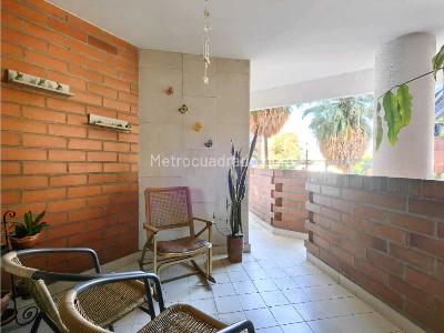 Apartamento de 3 alcobas en venta en Laureles, Medellín, 132 m² · foto 7 de 20