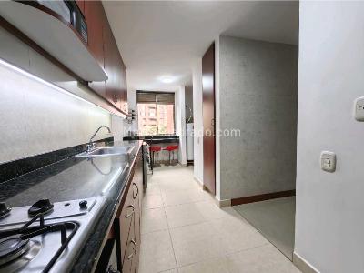 Apartamento de 3 alcobas en venta en El Tesoro, Medellín, 111 m² · foto 14 de 20