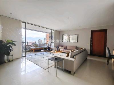 Apartamento de 3 alcobas en venta en El Tesoro, Medellín, 111 m² · foto 3 de 20
