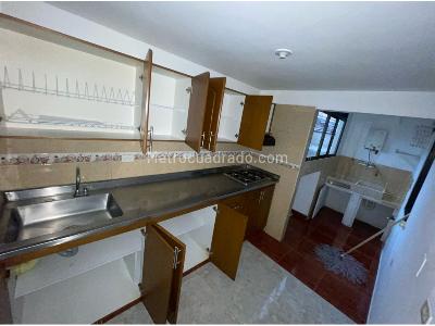 Apartamento de 3 alcobas en venta en Belen La Nubia, Medellín, 72 m² · foto 3 de 11