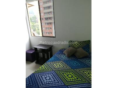Apartamento de 3 alcobas en venta en Las Palmas, Medellín, 74 m² · foto 10 de 20
