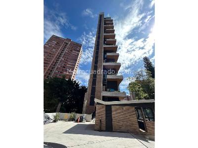 Apartamento de 3 alcobas en venta en Milla De Oro, Medellín, 145 m² · foto 4 de 8