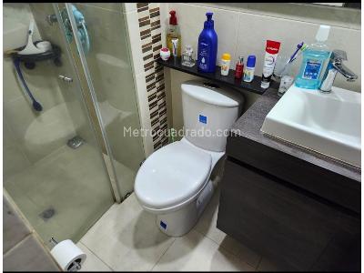 Apartamento en venta en La Almeria, Medellín · foto 8 de 13