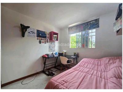 Casa de 3 alcobas en venta en La Mota, Medellín, 80 m² · foto 10 de 18