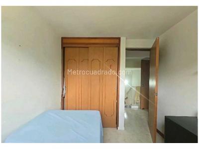 Casa de 3 alcobas en venta en La Mota, Medellín, 80 m² · foto 17 de 18