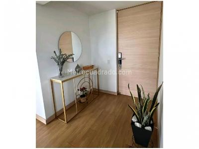 Apartamento en venta en Loma De Los Bernal, Medellín · foto 3 de 8