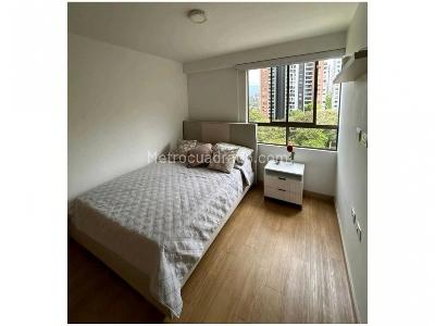 Apartamento en venta en Loma De Los Bernal, Medellín · foto 7 de 8