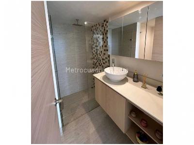 Apartamento en venta en Loma De Los Bernal, Medellín · foto 8 de 8
