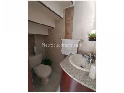 Casa de 3 alcobas en venta en Calasanz, Medellín, 88 m² · foto 16 de 18