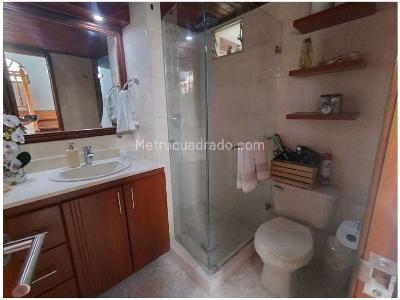 Casa de 3 alcobas en venta en Calasanz, Medellín, 88 m² · foto 18 de 18