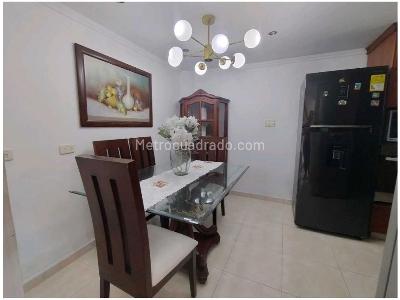 Casa de 3 alcobas en venta en Calasanz, Medellín, 88 m² · foto 3 de 18