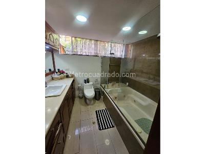 Casa de 4 alcobas en venta en Maria Auxiliadora, Sabaneta, 360 m² · foto 16 de 20