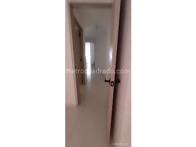 Apartamento de 3 alcobas en venta en America En La Comuna 12 De Medellin, Medellín, 100 m² · foto 10 de 20