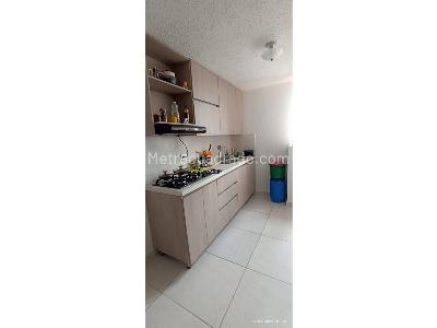 Apartamento de 3 alcobas en venta en America En La Comuna 12 De Medellin, Medellín, 100 m² · foto 3 de 20