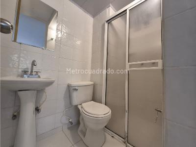 Apartamento de 3 alcobas en venta en Madera, Bello, 58 m² · foto 11 de 17