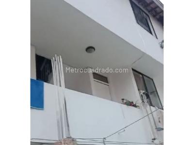 Casa de 5 alcobas en venta en Belen Los Alpes, Medellín, 192 m² · foto 3 de 10