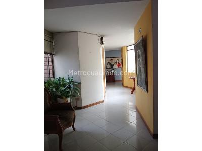 Apartamento de 4 alcobas en venta en Boston, Medellín, 230 m² · foto 12 de 14