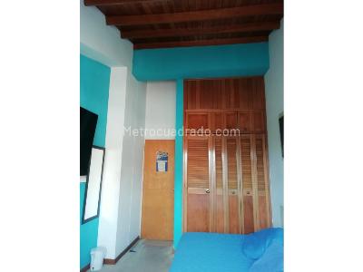 Apartamento de 4 alcobas en venta en Boston, Medellín, 230 m² · foto 5 de 14