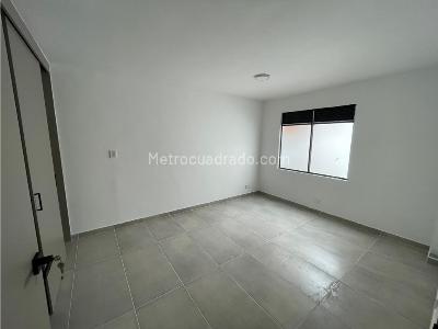 Casa de 3 alcobas en venta en Belen Miravalle, Medellín, 109 m² · foto 8 de 10