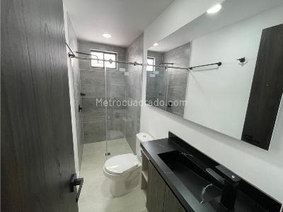 Casa de 3 alcobas en venta en Belen Miravalle, Medellín, 105 m² · foto 13 de 14