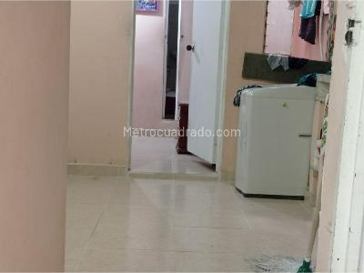 Casa de 5 alcobas en venta en Bellanita, Bello, 57 m² · foto 3 de 20