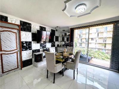 Apartamento de 2 alcobas en venta en Las Palmas, Medellín, 76 m² · foto 8 de 20