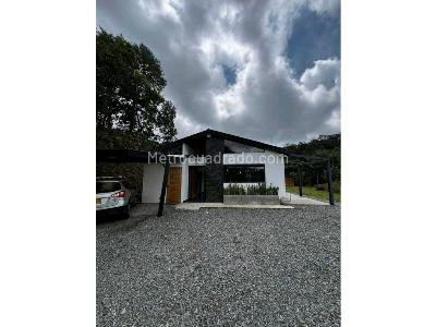 Casa de 3 alcobas en venta en Alto De Las Palmas, Envigado · foto 15 de 16
