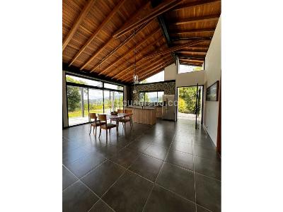 Casa de 3 alcobas en venta en Alto De Las Palmas, Envigado · foto 2 de 16