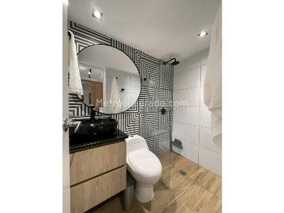 Apartamento de 2 alcobas en venta en El Poblado, Medellín, 95 m² · foto 11 de 20