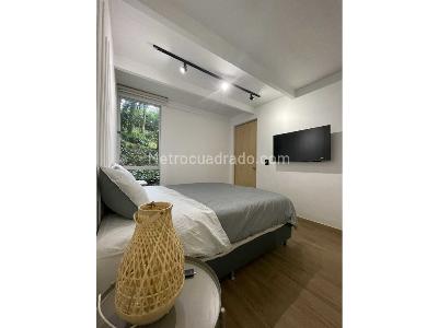 Apartamento de 2 alcobas en venta en El Poblado, Medellín, 95 m² · foto 14 de 20