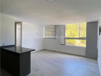 Apartamento de 2 alcobas en venta en Rionegro, Rionegro, 52 m² · foto 2 de 15