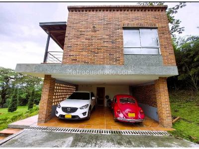 Casa de 5 alcobas en venta en Loma Del Escobero, Envigado · foto 20 de 20