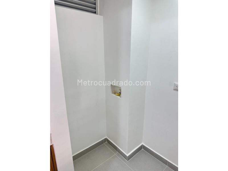 Piso – Bello, Fabricato - Vista 2