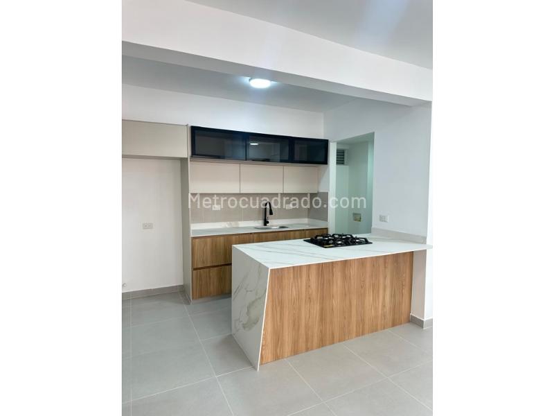 Piso – Bello, Fabricato - Vista 3