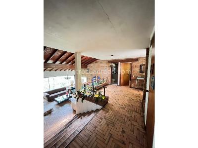 Casa de 5 alcobas en venta en Envigado Loma Las Brujas, Envigado, 290 m² · foto 10 de 20