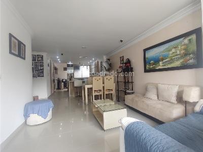 Apartamento de 3 alcobas en venta en Laureles, Medellín, 151 m² · foto 3 de 20