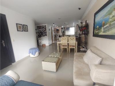 Apartamento de 3 alcobas en venta en Laureles, Medellín, 151 m² · foto 5 de 20