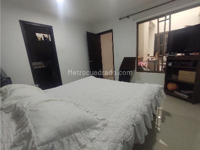 Apartamento de 3 alcobas en venta en Laureles, Medellín, 151 m² · foto 7 de 20