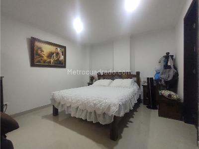 Apartamento de 3 alcobas en venta en Laureles, Medellín, 151 m² · foto 8 de 20