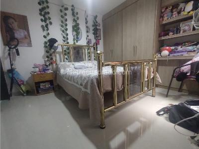 Apartamento de 3 alcobas en venta en Laureles, Medellín, 151 m² · foto 13 de 20