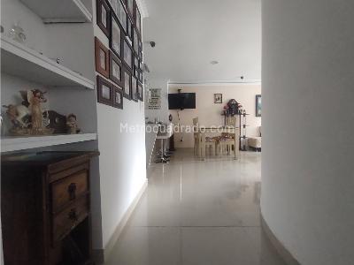 Apartamento de 3 alcobas en venta en Laureles, Medellín, 151 m² · foto 16 de 20