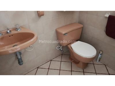 Casa de 5 alcobas en venta en Simon Bolivar, Medellín, 234 m² · foto 15 de 20