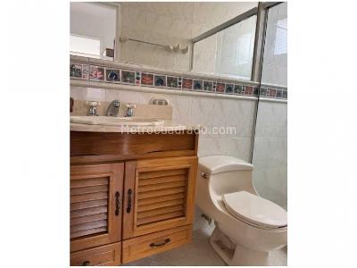 Apartamento de 3 alcobas en venta en Rosales, Medellín, 110 m² · foto 17 de 18