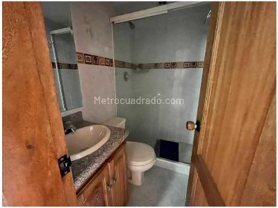 Apartamento de 3 alcobas en venta en Belen El Nogal Los Almendros, Medellín, 106 m² · foto 14 de 15