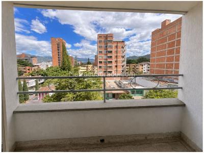 Apartamento de 3 alcobas en venta en Belen El Nogal Los Almendros, Medellín, 106 m² · foto 3 de 15