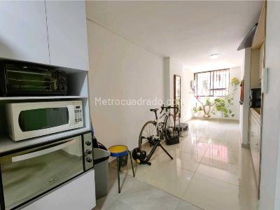 Apartamento de 2 alcobas en venta en Conquistadores, Medellín, 140 m² · foto 12 de 20
