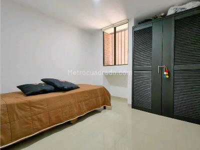 Apartamento de 2 alcobas en venta en Conquistadores, Medellín, 140 m² · foto 17 de 20